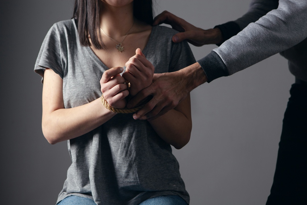 성범죄 전문 형사 변호사 페이지 이미지